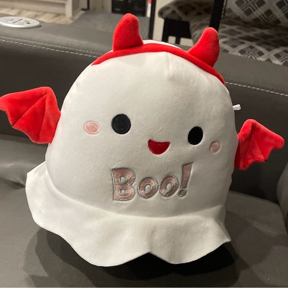 Skelanimals Diego and Squishmallows Melfy - Picture 7 of 7